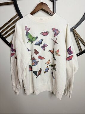 Vintage Dan Gilburt White Butterfly Graphic Sweatshirt